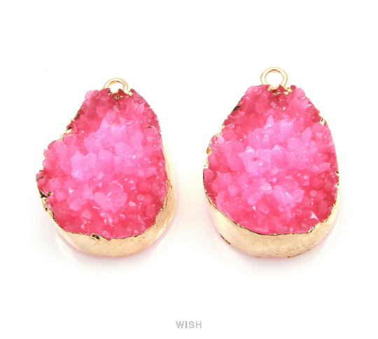 Fuchsia Druzy Drop Charm in Gold, Pink Druzy Drop Pendant /SFSG-111-P