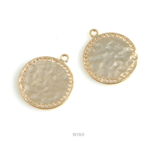 Hammered Disc Pendants in Matte Gold, Hammered Coin Charm /MMG-447-P