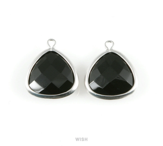 Black Onyx Faceted Gemstone Pendant in Matte Rhodium, Triangle Onyx Bezel Charms / SJTMRH-029-P