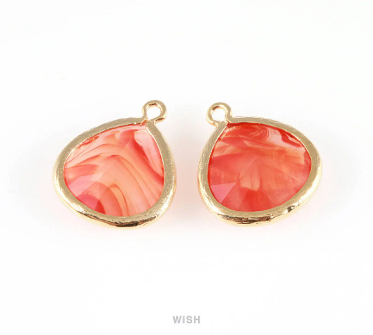 Red Marble Faceted Glass Charm in Gold, Framed Drop Glass Bead / GRMG-001-P (Large)