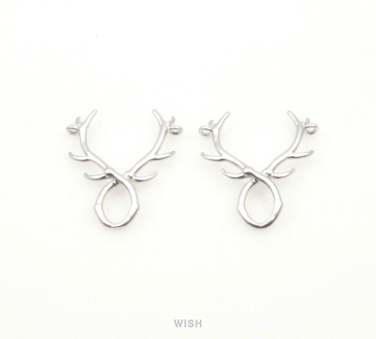 Reindeer Pendants in Matte Rhodium, Reindeer Outline Charm / MMRH-191-P