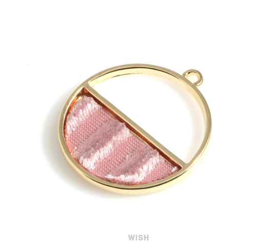 Pink Velvet Circle Pendant in Gold Frame, Pink Velvet Round Charm / MG-PK-517-P