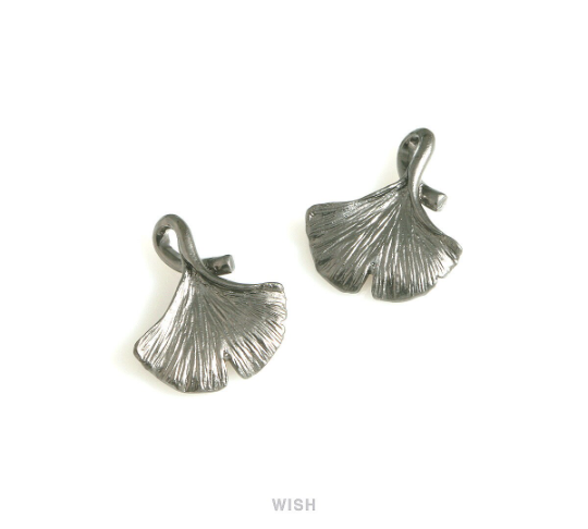 Ginkgo Leaf Pendant in Gunmetal, Textured Ginkgo Leaf Charm / MGM-239-P