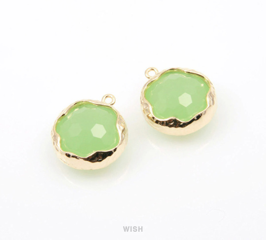 Light Mint Faceted Glass Charms in Gold, Framed Round Pendant / GLMG-090-P (Small)