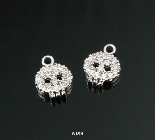 Silver Skull Pendant with 16 Cubic Zirconia, Cubic Zirconia in Skull / CRH-055-P