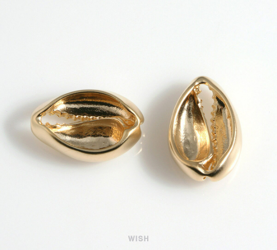 Cowry Seashell Pendants in Matte Gold, Cowry Shell Charm /MMG-591-P