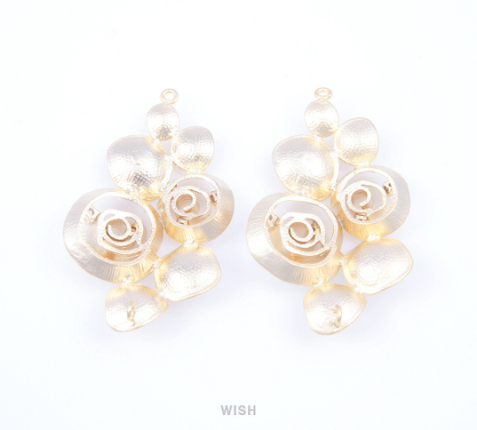 Rose Bouquet Connectors in Matte Gold, Rose Charms / MMG-056-C