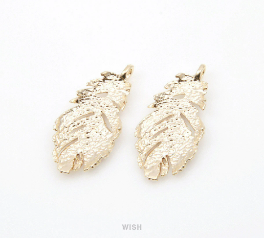 Feather Pendant in Matte Gold, Textured Feather Charm /MMG-238-P