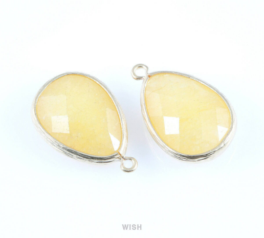 Jonquil Faceted Synthetic Stone Charms in Matte Gold, Framed Teardrop Pendant / SJQMG-010-P