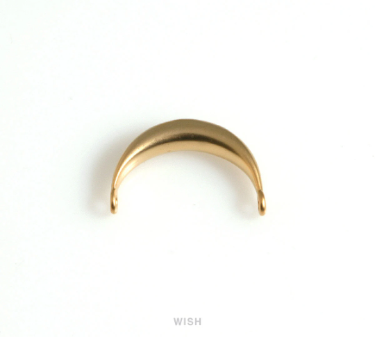 Crescent Pendants in Matte Gold, Crescent Horn Charms / MMG-660-P