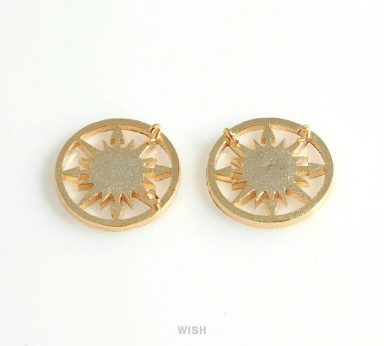 Compass Disc Pendants in Matte Gold, Compass Charm / MMG-431-P