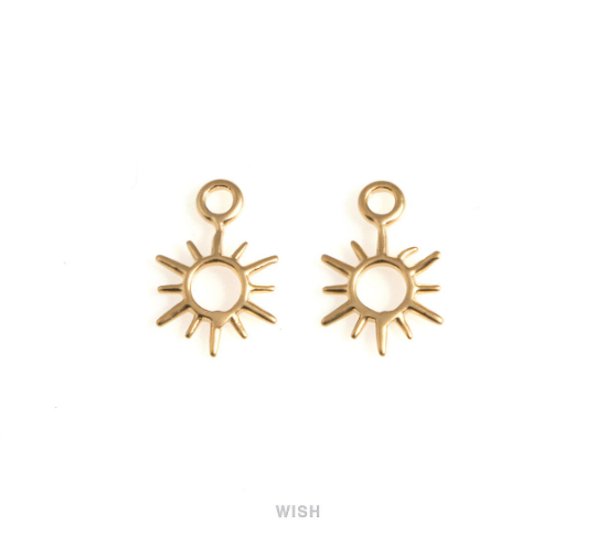 Small Sun Pendants in Matte Gold, Dainty Sun Charms / MMG-624-P2