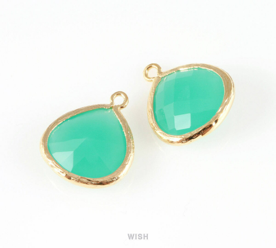 Mint Faceted Glass Charm in Gold, Framed Drop Glass Bead / GMTG-001-P (Large)