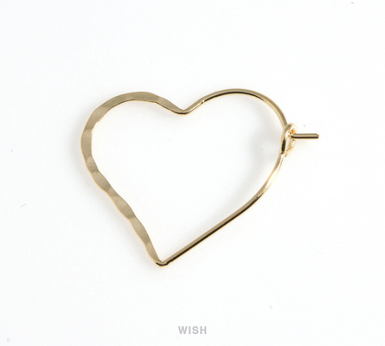 Open Hammered Heart Ear Hoop in Gold, Open Hammered Heart Earrings / MG-512-E