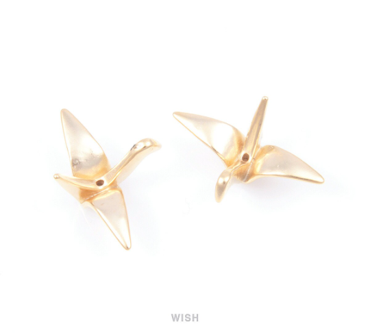 Origami Crane Pendants in Matte Gold, Paper Crane Beads / MMG-044-B