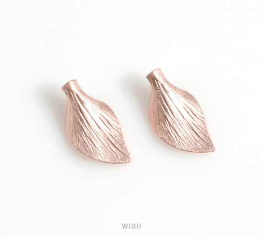 Small Lily Petal Pendants in Matte Rose Gold, Lily Charm / MMRG-347-P (4pcs)