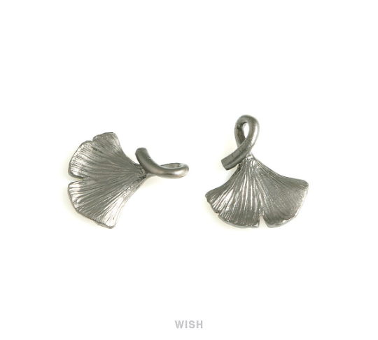 Ginkgo Leaf Pendant in Gunmetal, Textured Ginkgo Leaf Charm / MGM-239-P