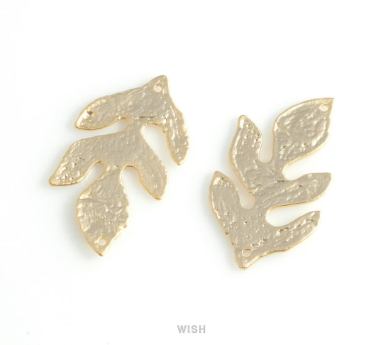 Hammered Leaves Pendant in Matte Gold, Hammered Leaves Charm / MMG-445-P