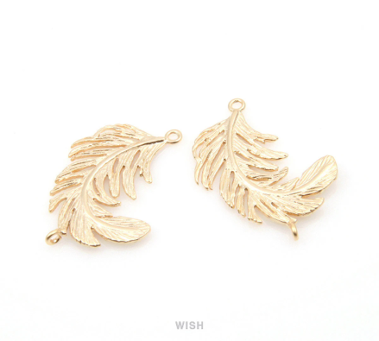 Feather Connector in Matte Gold, Textured Feather Charm / MMG-231-C