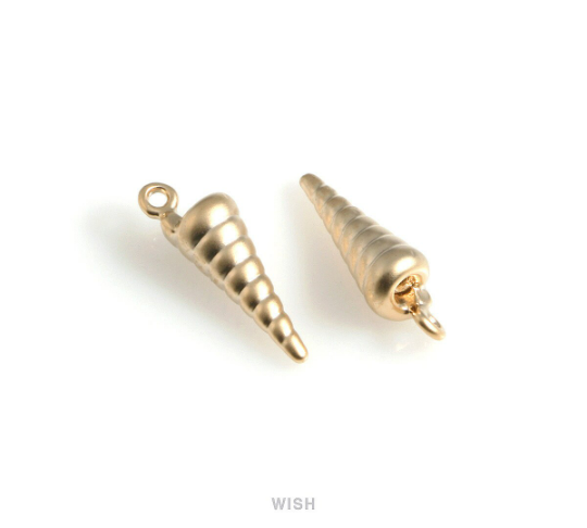 Unicorn Horn Pendants in Matte Gold, Horn Charm/ MMG-583-P