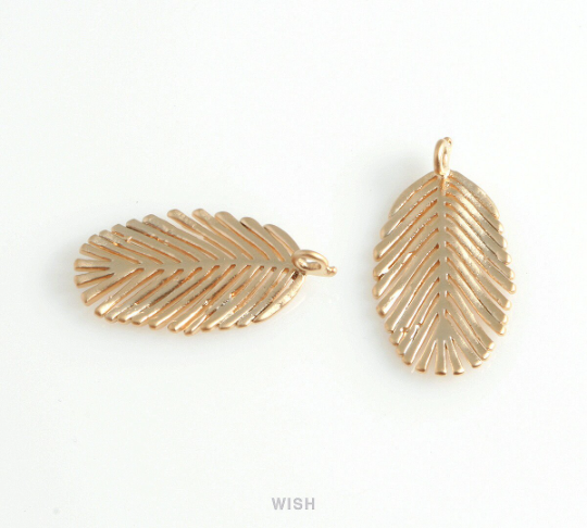 Banana Leaf Pendants in Matte Gold, Banana Leaf Charm / MMG-434-P