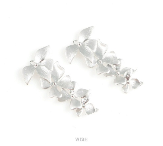 Quadruple Orchid Pendant in Matte Gold, Quadruple Orchid Charm / MMG-209-P