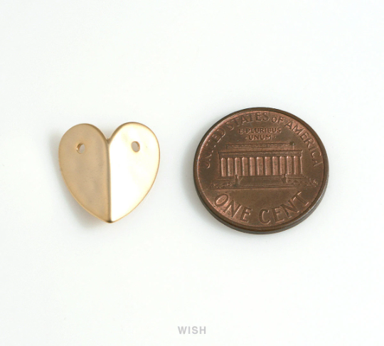 Hammered Heart Pendants in Matte Gold, Hammered Heart Charms / MMG-664-P