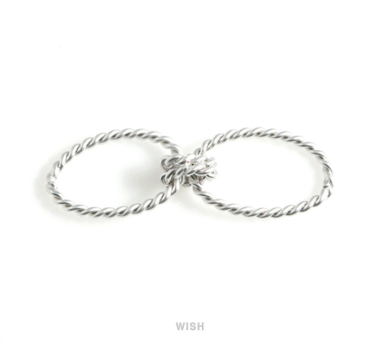 Triple Twisted Rings in Matte Rhodium, Twisted Rings Charm / MMRH-465-P