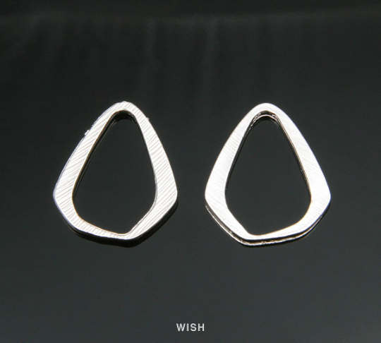 Open Drop Pendant in Matte Gold, Open Teardrop Charm / MMG-309-P (4pcs)