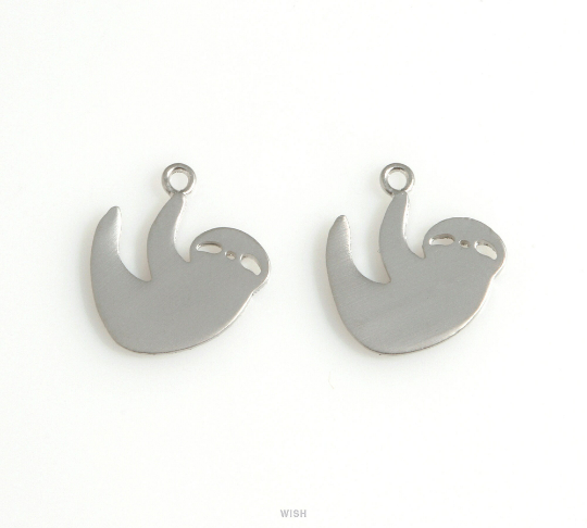 Sloth Pendant in Matte Rhodium, Sloth Charm / MMRH-616-P