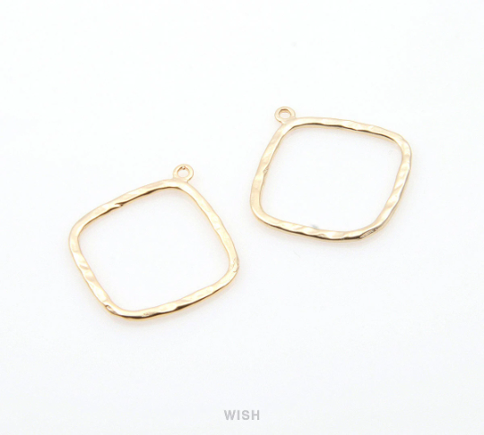 Open Hammered Diamond Pendant in Matte Gold, Open Diamond Charm / MMG-270-P