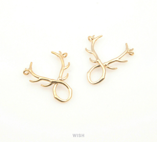 Reindeer Pendants in Matte Rhodium, Reindeer Outline Charm / MMRH-191-P