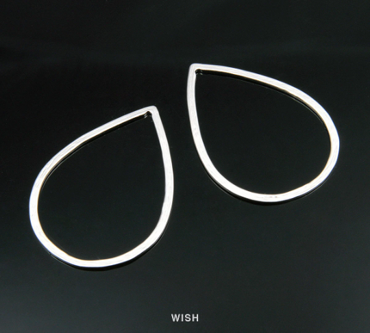 Open Teardrop Pendants in Matte Gold, Teardrop Outline Charms / MMG-193-P