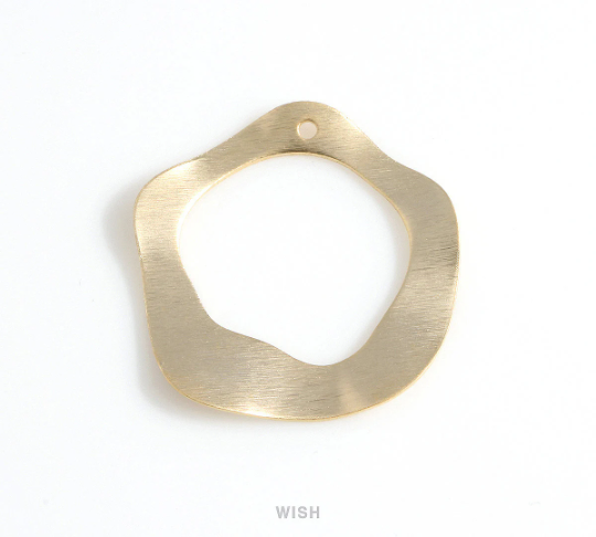 Bended Pentagon Pendants in Matte Rhodium, Dented Pentagon Charm / MMRH-511-P (1 piece)