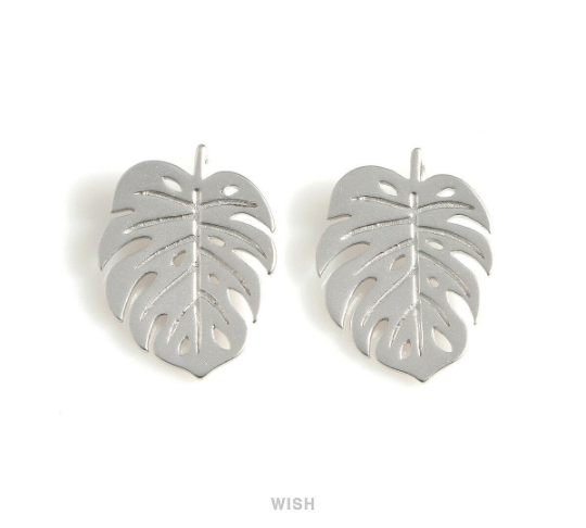 Large Monstera Leaf Pendants in Gold, Monstera Leaf Charm / MG-556-P