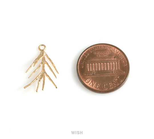Pine Tree Pendants in Matte Gold, Pine Tree Charms / MMG-576-P
