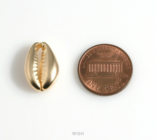 Cowry Seashell Pendants in Matte Gold, Cowry Shell Charm /MMG-591-P