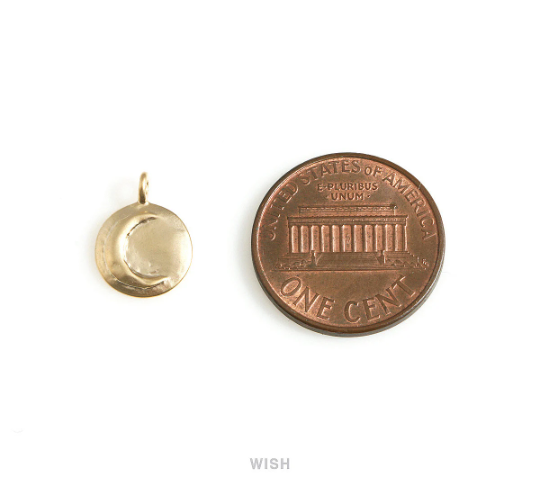 Crescent on Hammered Circle Charm in Matte Gold, Crescent on Circle Pendant / MMG-674-P