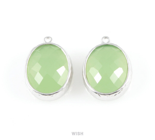 Light Mint Faceted Glass Charms in Matte Gold, Framed Oval Pendant / GLMMG-009-P