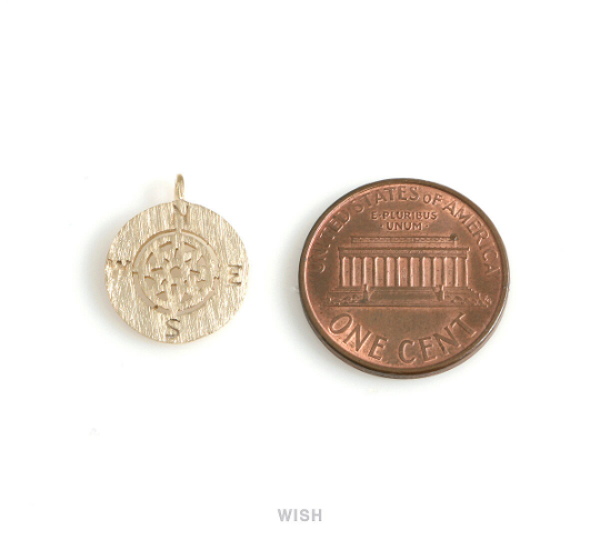 Compass Disc Pendants in Matte Gold, Compass Coin Charm / MMG-482-P