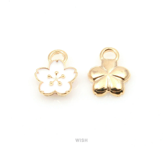 White Daisy Pendant in Gold, White Daisy Charm /MWTG-233-P