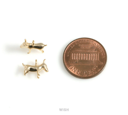 Bull Terrier Pendants in Matte Gold, Bull Terrier Charm /MMG-575-P