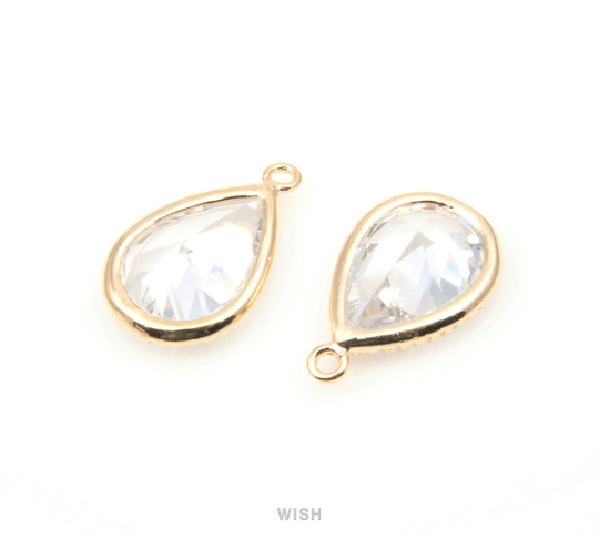 Teardrop Cubic Zirconia Pendants in Gold, Cubic Zirconia Gem / CG-034-P (Large)