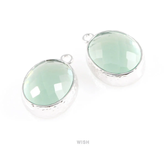 Erinite Faceted Glass Charms in Gold, Framed Oval Pendant / GERG-009-P