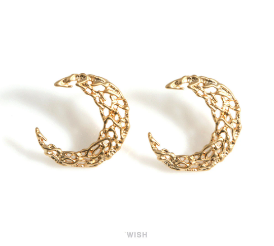 Mesh Crescent Stud Earrings in Matte Gold, Large Crescent Stud Earrings / MMG-704-E
