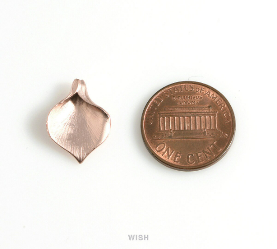 Small Calla Petal Pendants in Matte Rose Gold, Stripe Calla Leaf Charm /MMRG-133-P (Small)