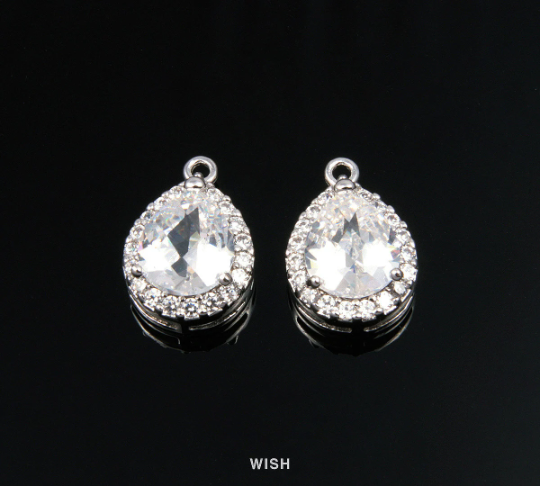Teardrop Cubic Zirconia Pendants in Gold, 19 Sub Cubic Zirconia / CG-033-P (Medium)