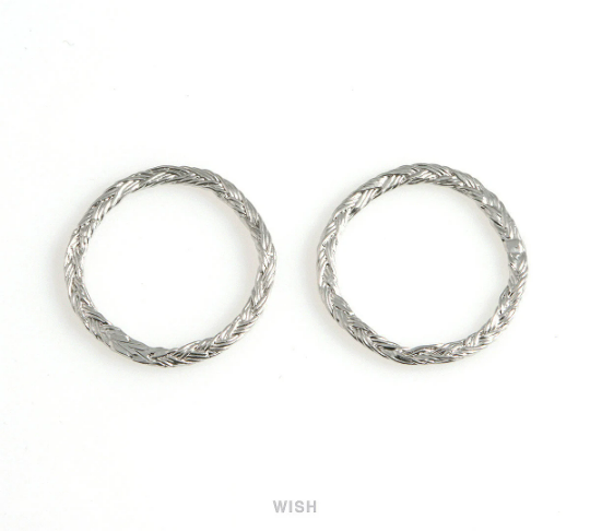 Rope Circle Pendants in Matte Gold, Straw Rope Circle Charms /MMG-577-P