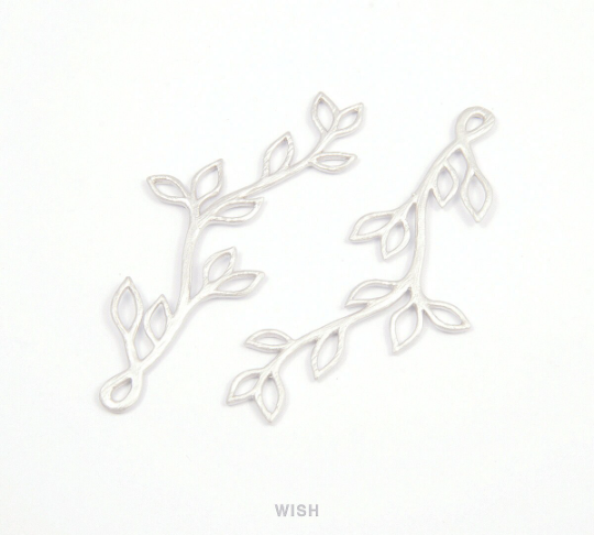 Twig Branch Pendants in Matte Gold, Twig Charm / MMG-077-P