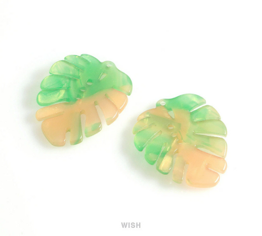 Green Monstera Leaf Pendants, Monstera Leaf Charm / PGR-110-P